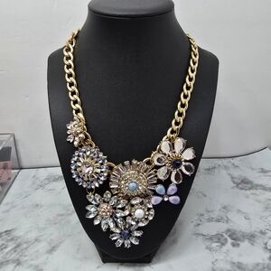 Aldo Gold Tone Chunky Curb Chain Floral Bib Cluster Heavy Necklace 15 in